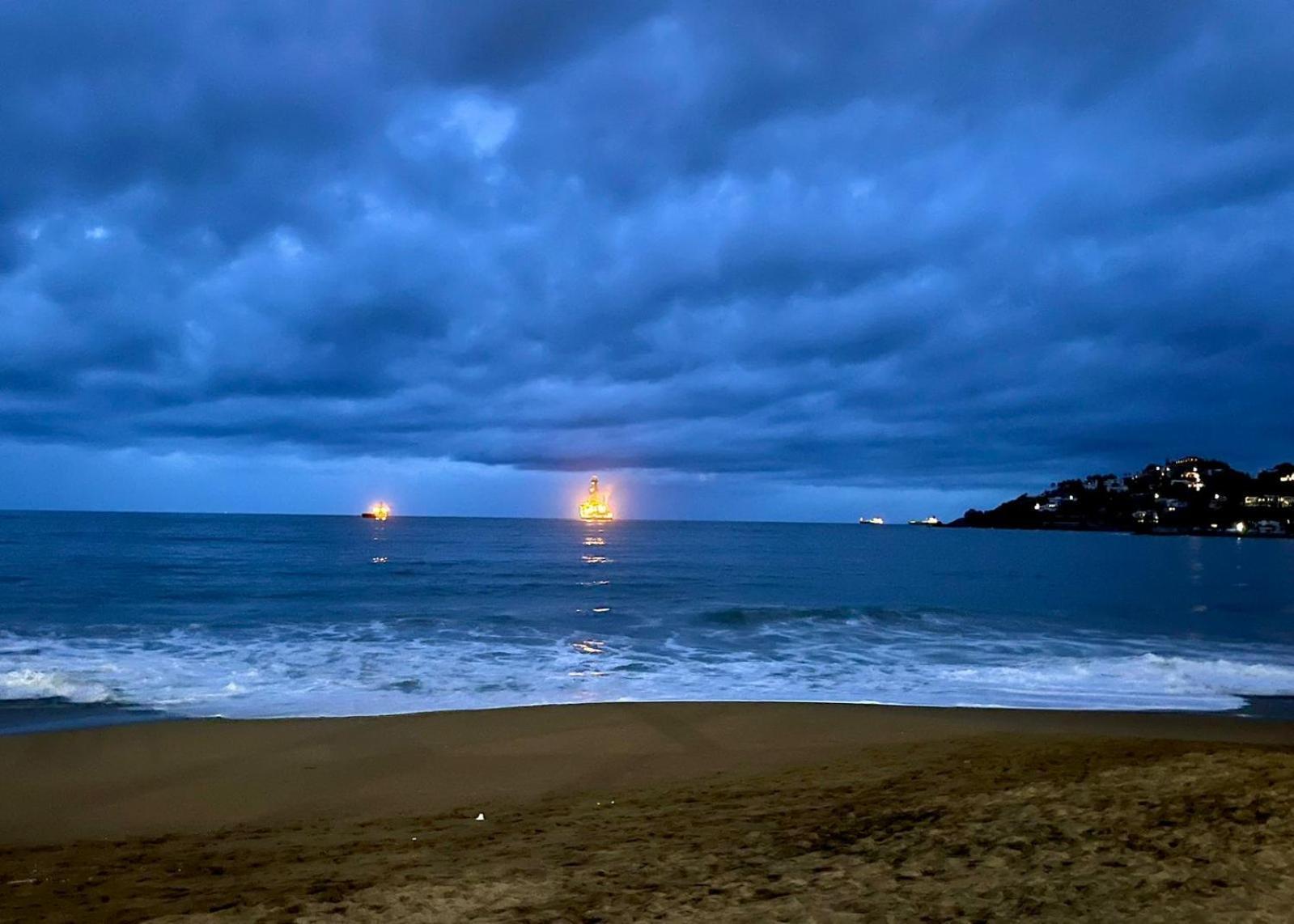 Espectacular Apto a pie de Playa con vista al mar Manzanillo Exterior foto